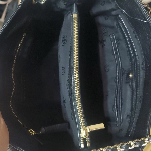 Tory Burch Black Bag🖤🖤🖤 - Picture 7 of 12